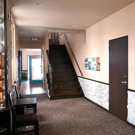 Nakafurano Petit Hotel Blaneneige מראה חיצוני תמונה