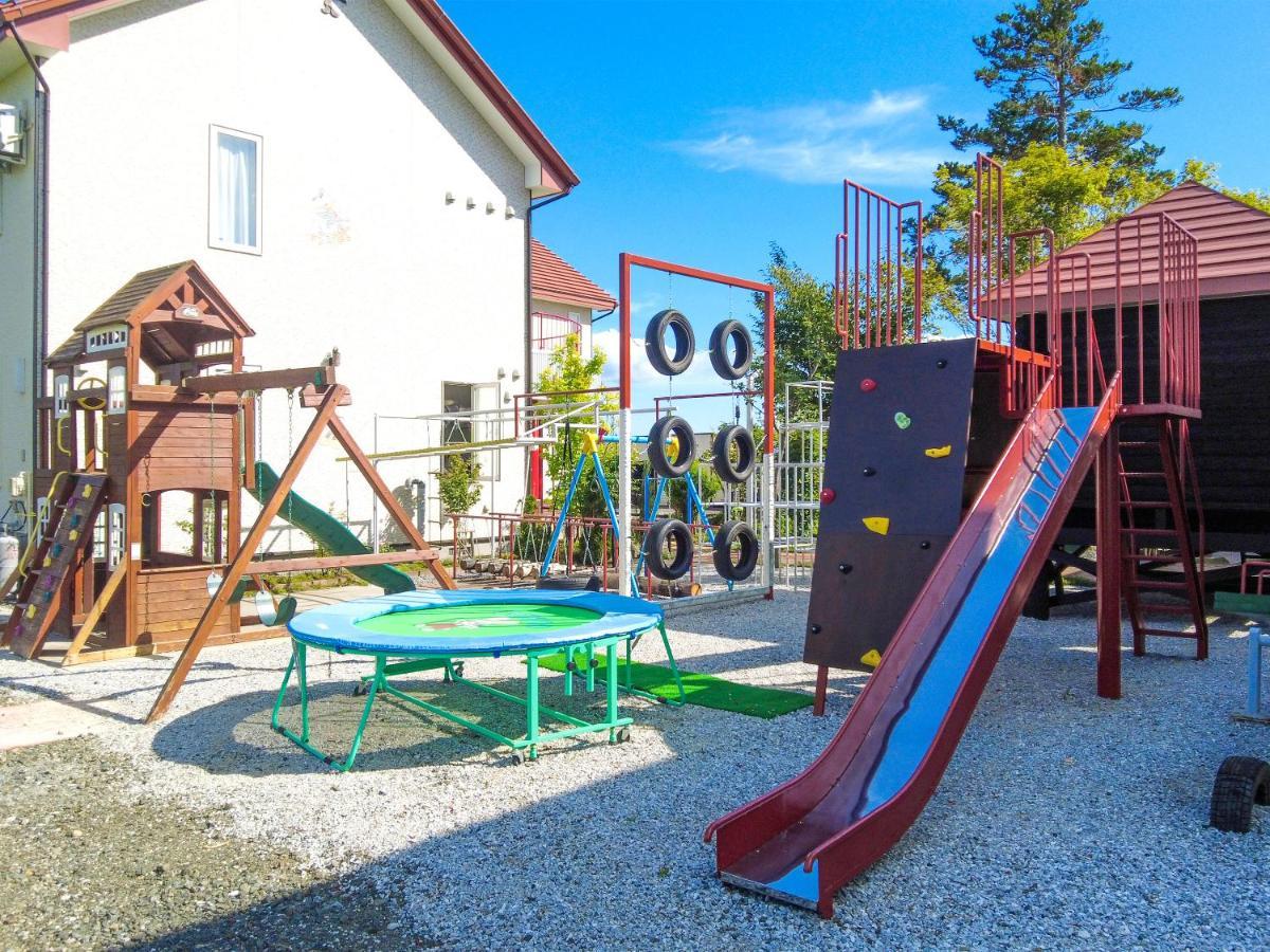 Nakafurano Petit Hotel Blaneneige מראה חיצוני תמונה